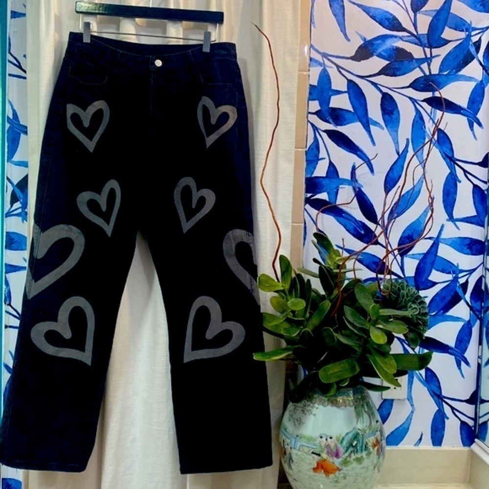 NWT Women’s Shein Black and Silver Heart Graffiti High Waist Cotton Blend Jeans